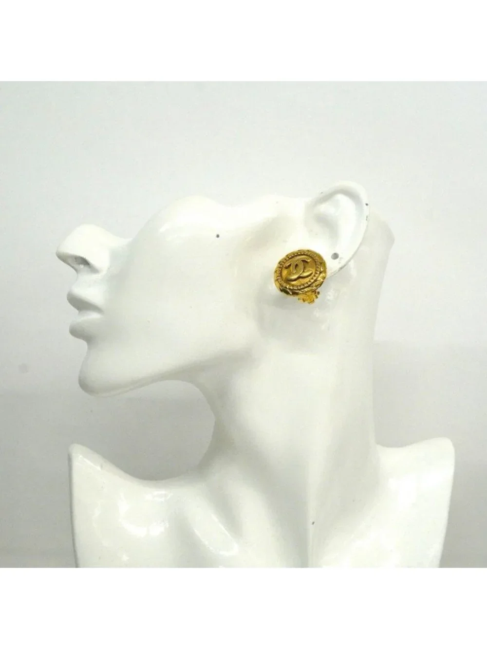 Chanel Earrings Vintage CC Logo Round